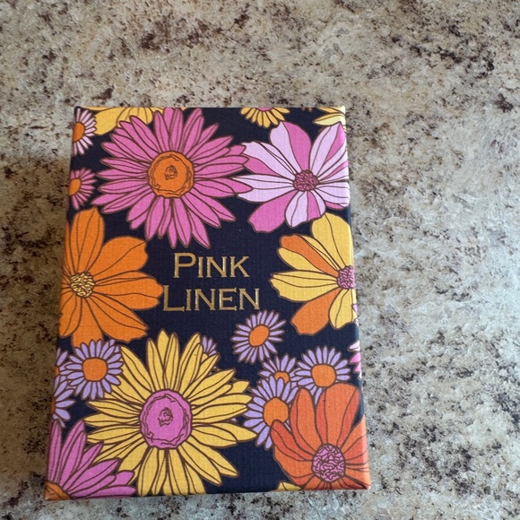 PINK LINEN EARRINGS BRAND NEW WITH BOX - Picture 2 of 3